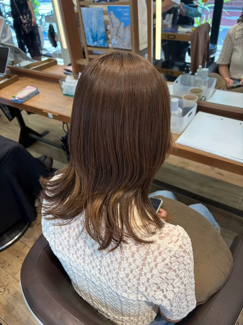 セミロング カラー ヘアカラー 透明感カラー 🧚‍♂️さえのヘアスタイル
