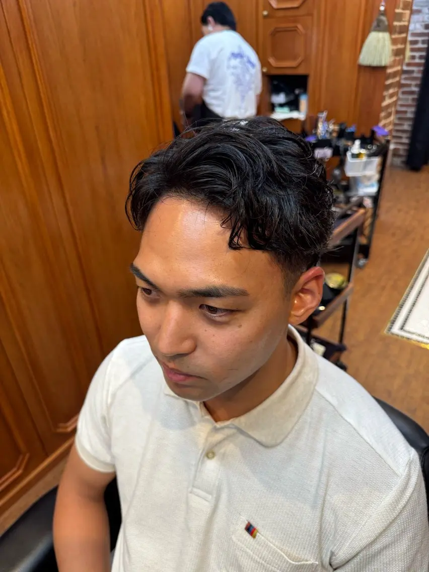 ショート パーマ メンズヘアカット無料 中村　心のヘアスタイル
