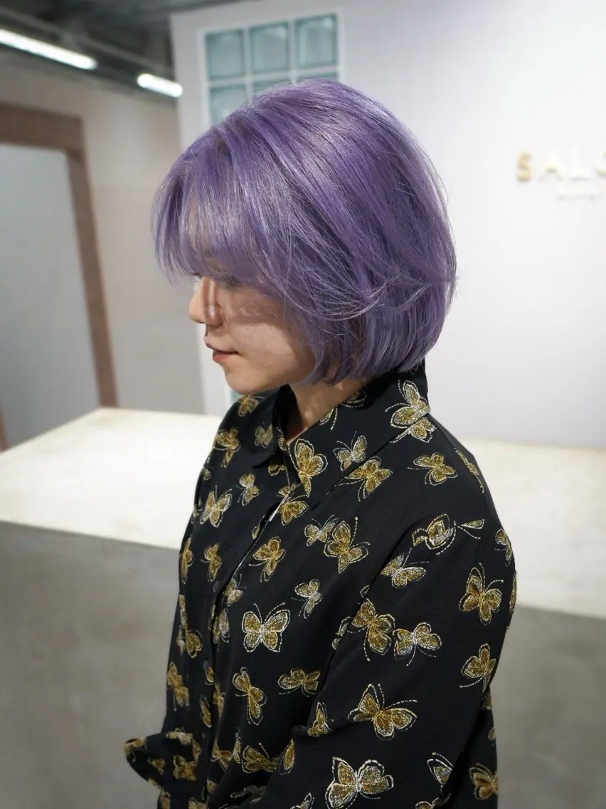 ショート カラー ブリーチ ケアブリーチ ダブルカラー ハイトーンカラー ボブ ヘアカラー トリートメント 鈴木/ボブ/ ベージュ/ピンクのヘアスタイル
