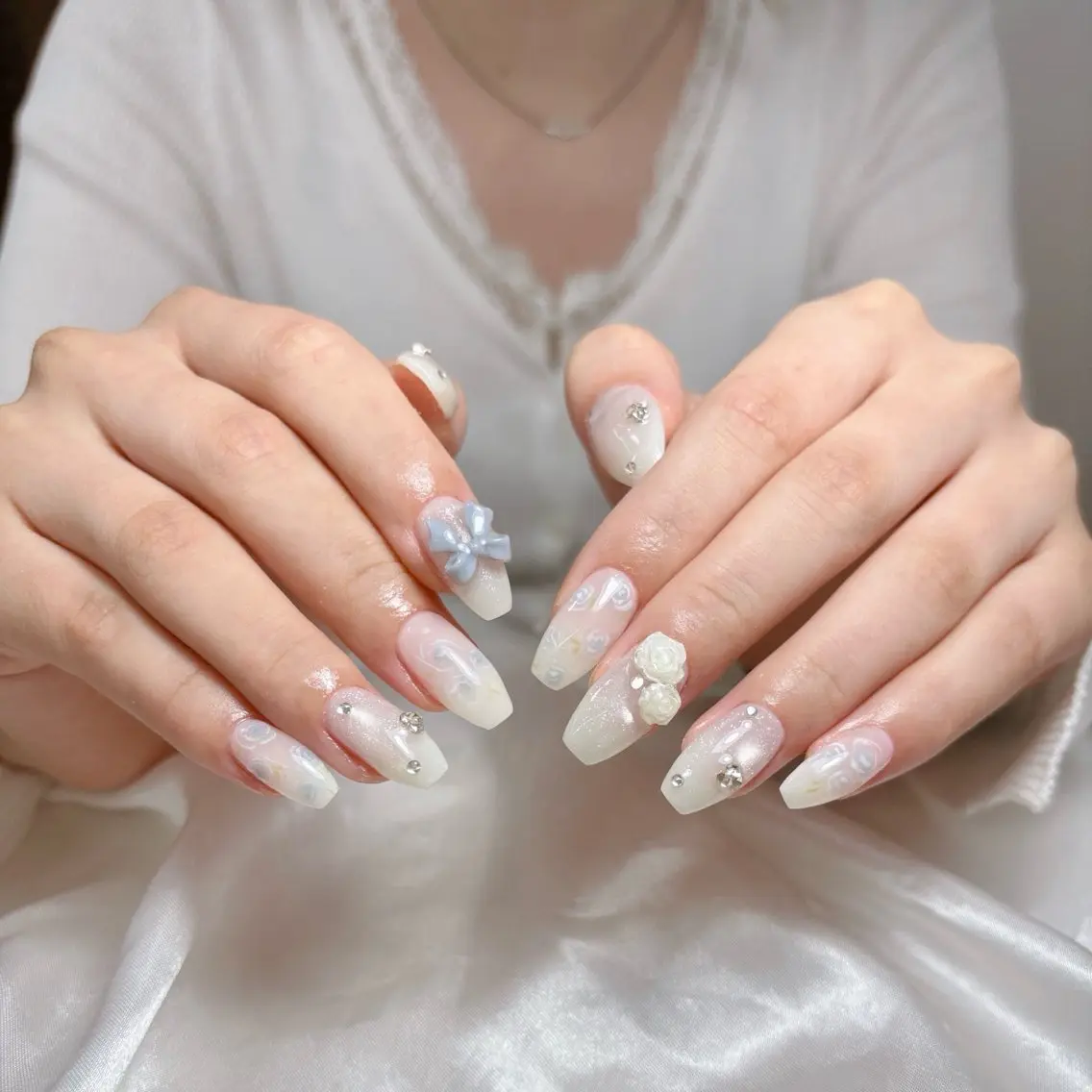 ネイル MOON nailsのネイルデザイン