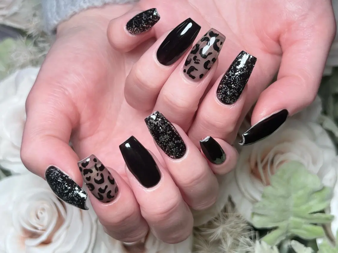 ネイル 成人式 ロングネイル マグネットネイル 持ち込み ワンカラーネイル ハンドネイル Painty nailのネイルデザイン