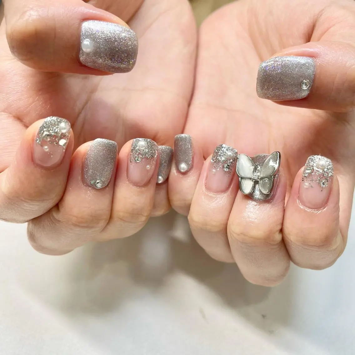 ネイル シルバー ハンドネイル フットネイル 🎀AYAKO 🎀中韓ネイルのネイルデザイン