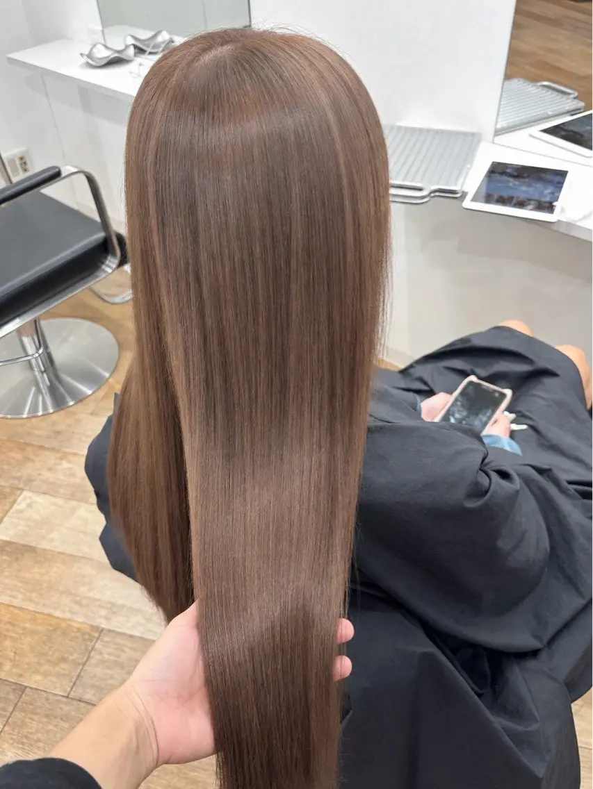 カラー ヘアカラー cashel tokyoのヘアスタイル
