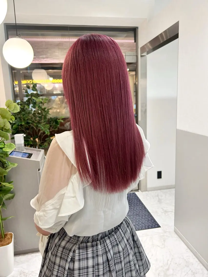 ロング カラー 薄田 珠美のヘアスタイル