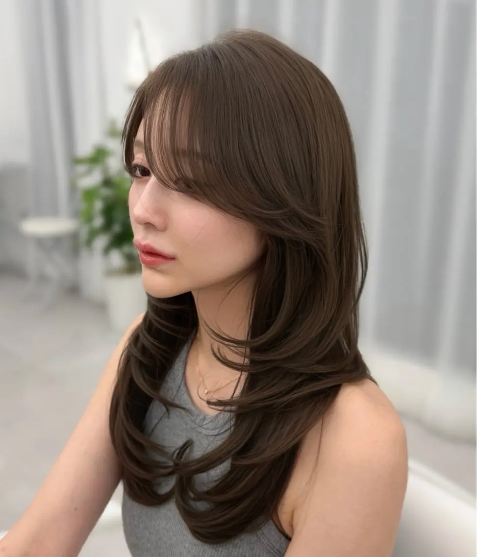 ロング カラー カット ヘアカラー トリートメント ヘアセット 顔まわりの神様✨ 透明感カラー藤嶋秀幸のヘアスタイル