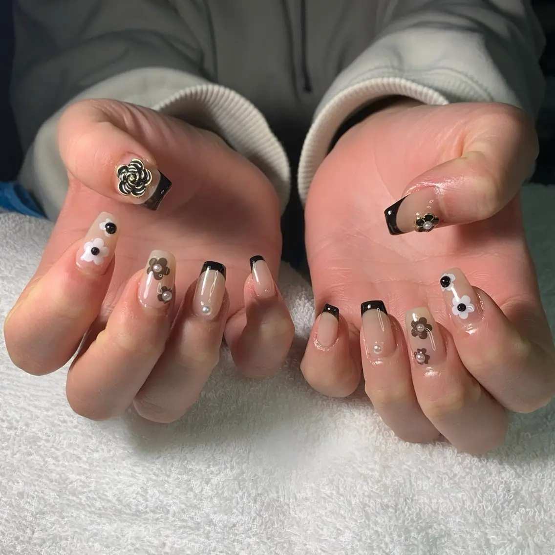 ネイル ハンドネイル フットネイル MHR nailのネイルデザイン