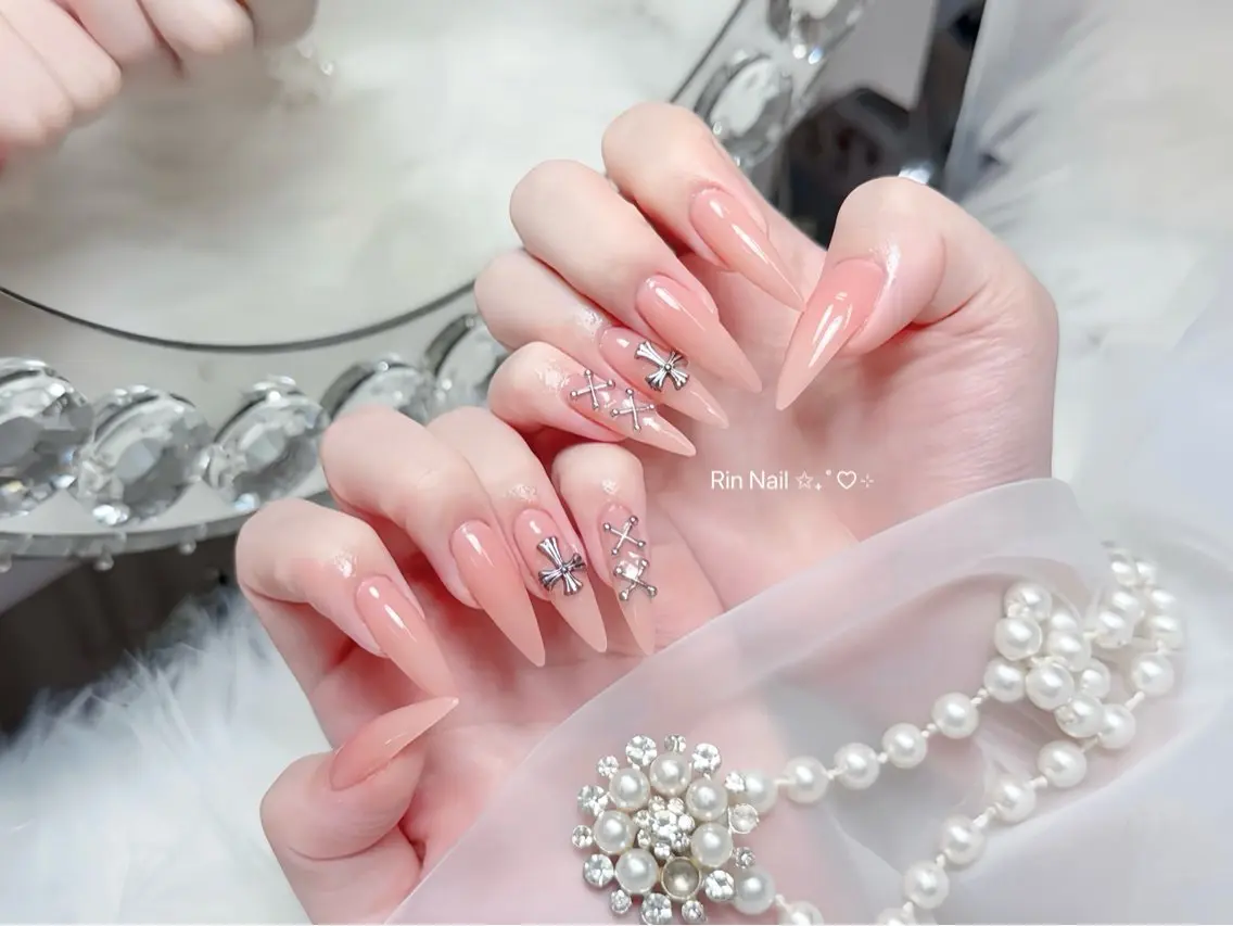 ネイル アニマル柄 べっ甲ネイル ブルー ボルドー ブラウン ハンドネイル Rin Nail 新大久保店のネイルデザイン