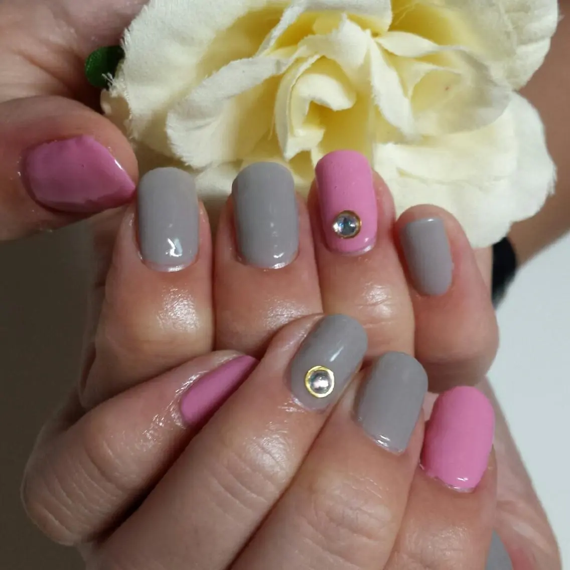 ネイル ピンク シンプルネイル ストーンネイル 齋藤 あゆみのネイルデザイン