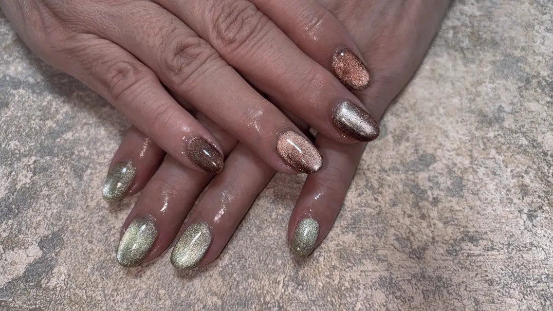 ネイル ジェルネイル マグネットネイル ハンドネイル coco nailのネイルデザイン