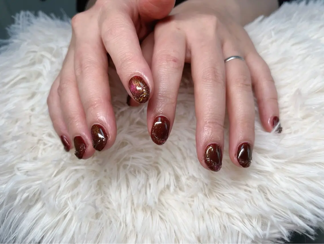 ネイル ボルドー マグネットネイル ek.nail⭐︎ kanaのネイルデザイン