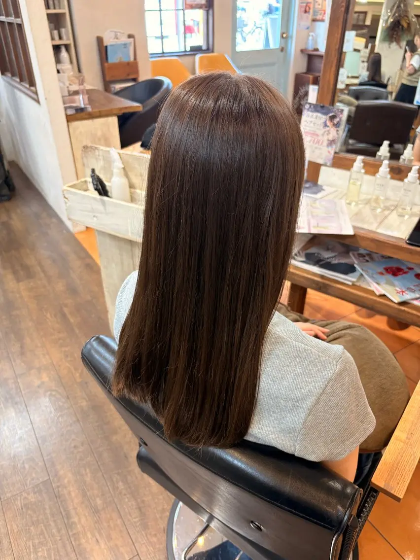 カラー ベージュカラー 三宅　デザインカラー 透明感カラー✨のヘアスタイル