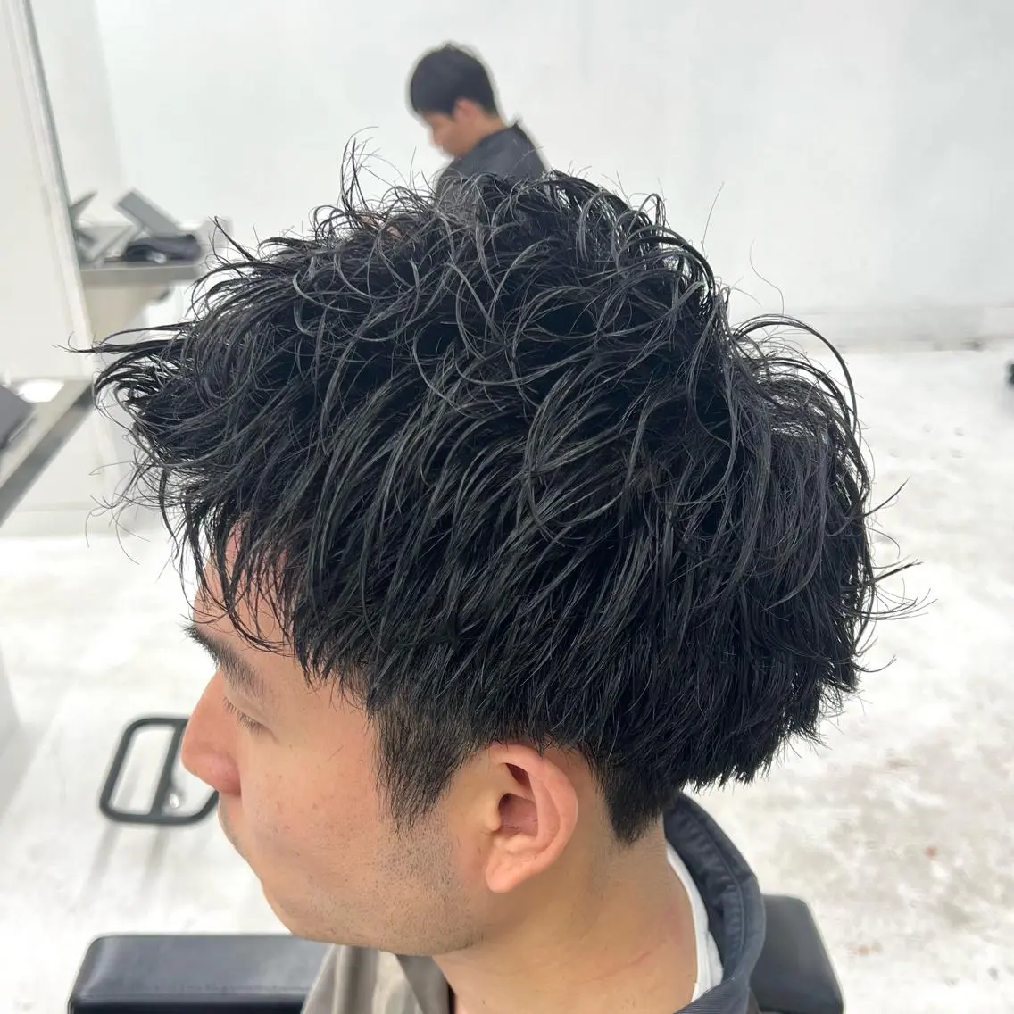 ショート パーマ メンズ アップバング メンズパーマ 柏メンズカットパーマ NO.1タイチのヘアスタイル