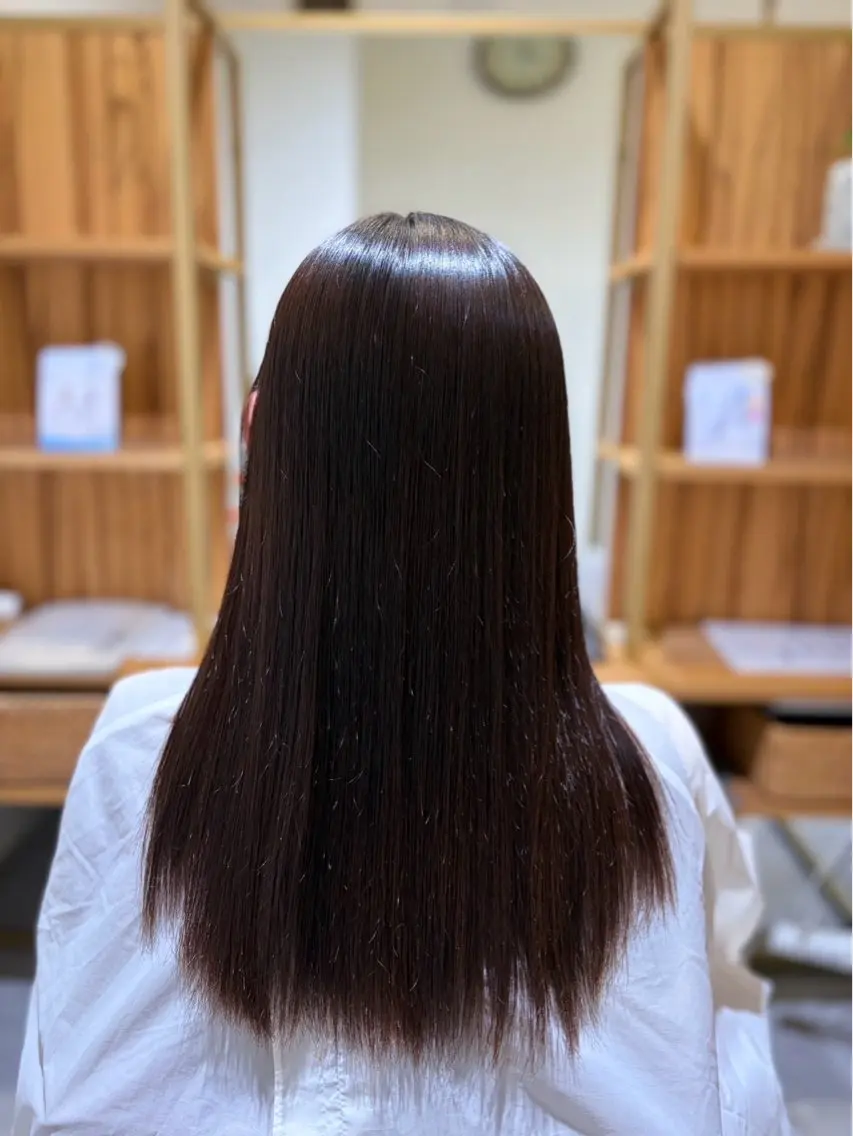 ロング 縮毛矯正 永山 日菜のヘアスタイル