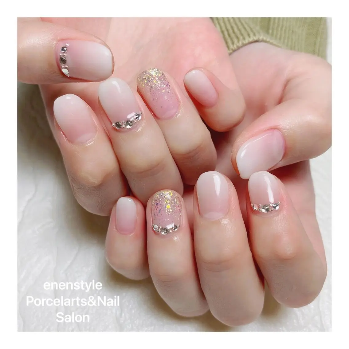 ミディアム ネイル ハンドネイル 🐾enen style 🐾のネイルデザイン