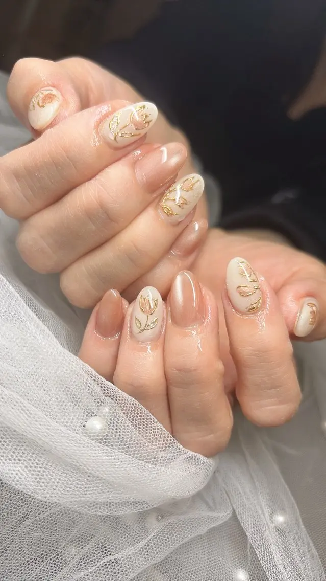 ネイル マグネットネイル ミラーネイル 春ネイル ハンドネイル happiness nailのネイルデザイン
