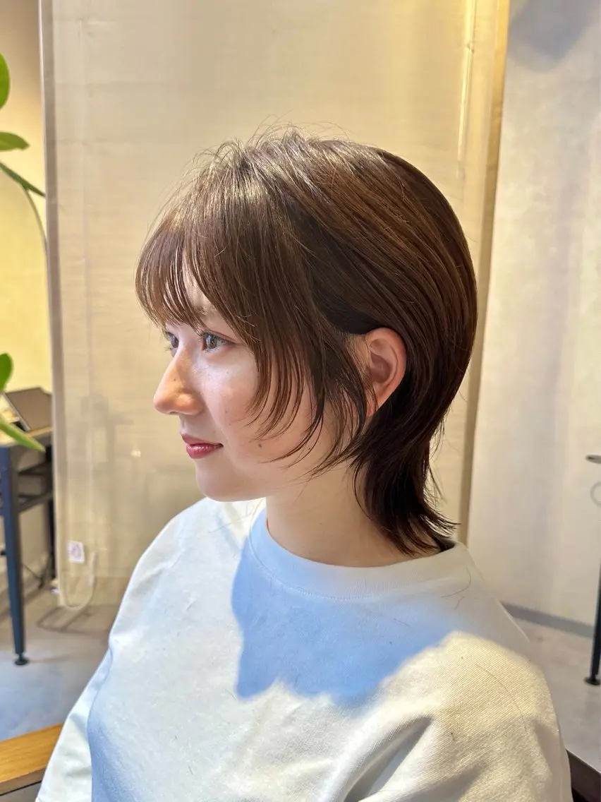 ショート カラー ウルフカット 宮里 蓮生のヘアスタイル