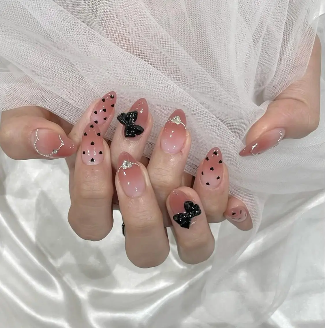 ネイル ハンドネイル 🎀PG🩵 ネイルサロンのネイルデザイン