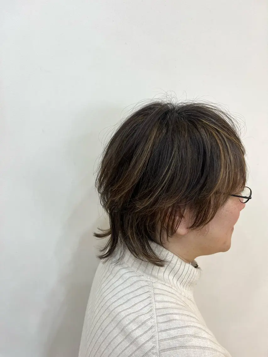 カラー ハイライトカラー いまい しずかのヘアスタイル