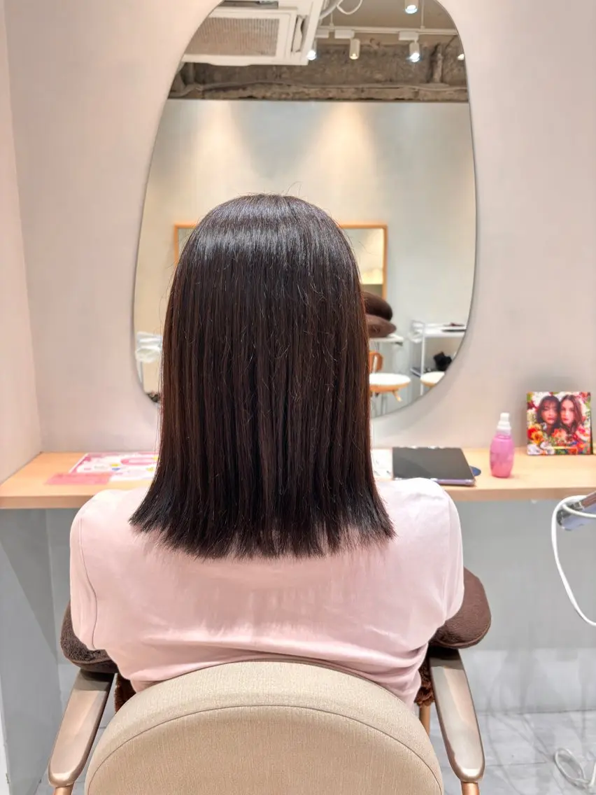 ミディアム チョコレートブラウン 小林 琉花のヘアスタイル
