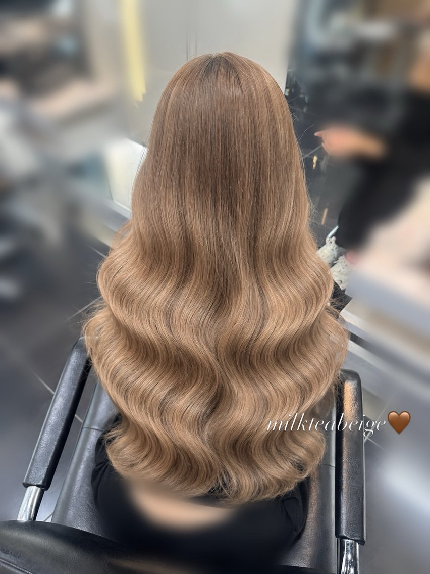 ロング カラー ベージュカラー ミルクティーベージュ 鈴木 保翔のヘアスタイル