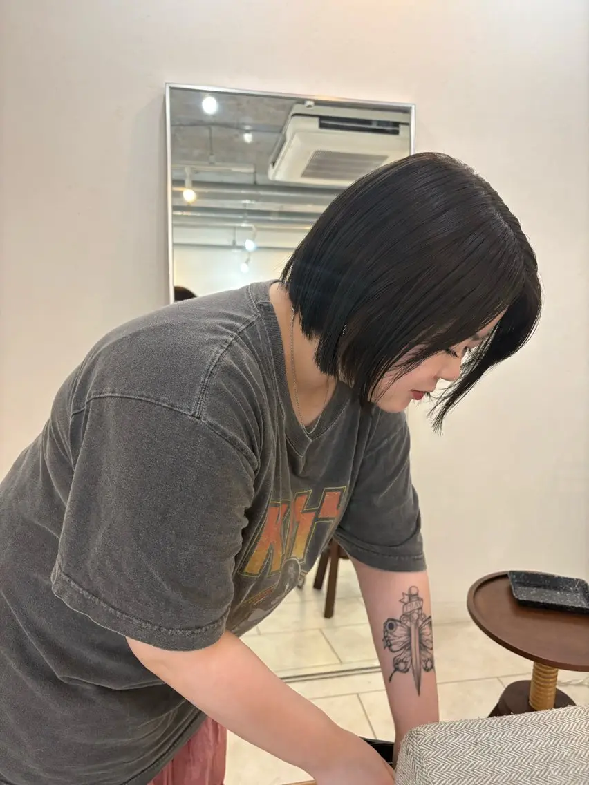 ショート カラー ヘアカラー トリートメント eri kinjoのヘアスタイル