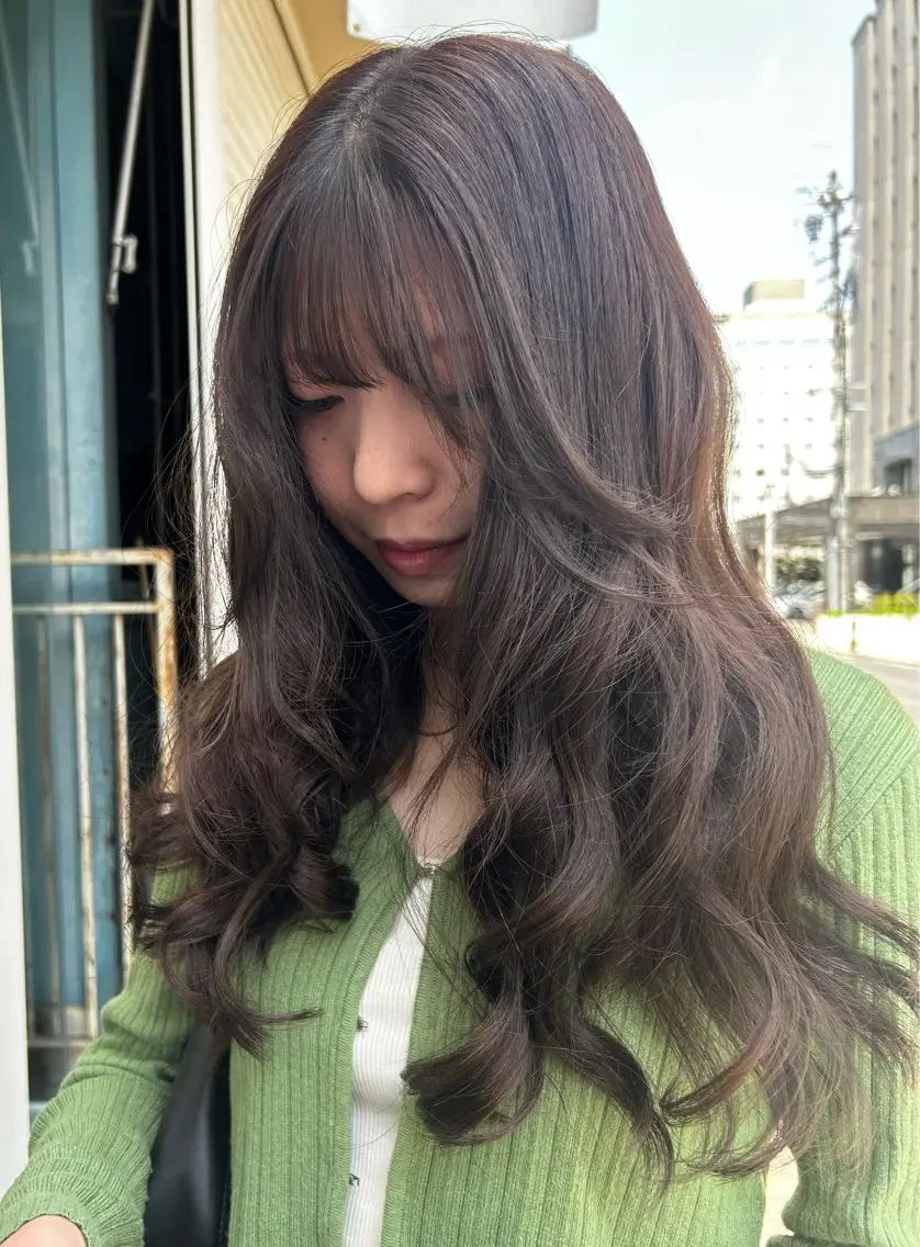 ロング カラー ヘアカラー 木藤 優杏のヘアスタイル