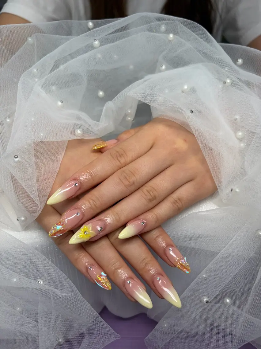 ネイル ハンドネイル Mermaid Nail saraのネイルデザイン