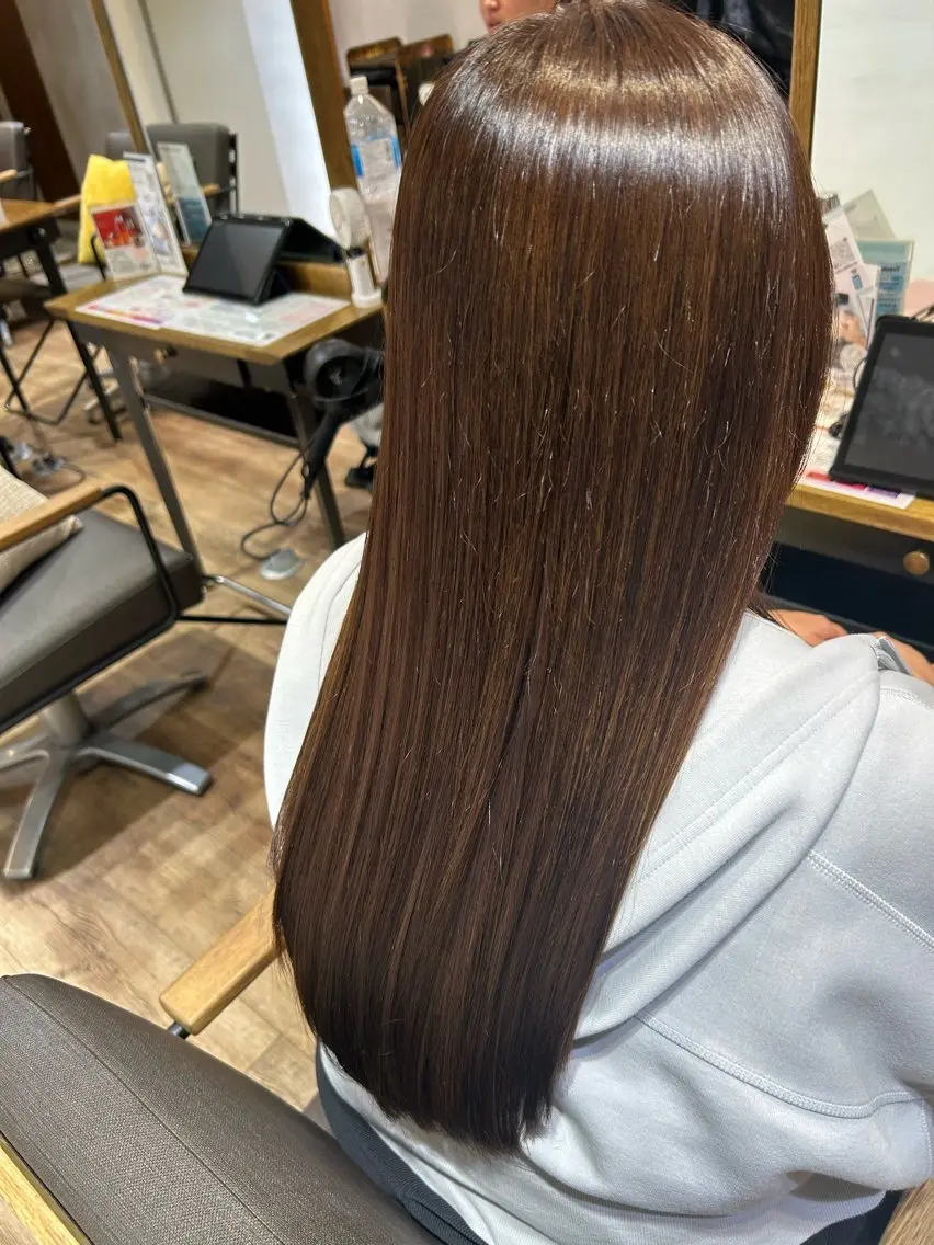 ロング 新宿三丁目 田中美由紀のヘアスタイル