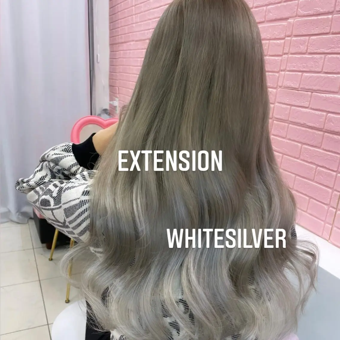 ロング カラー エクステ エクステ🩵ブリーチ 韓国ヘア🩵KAEのヘアスタイル