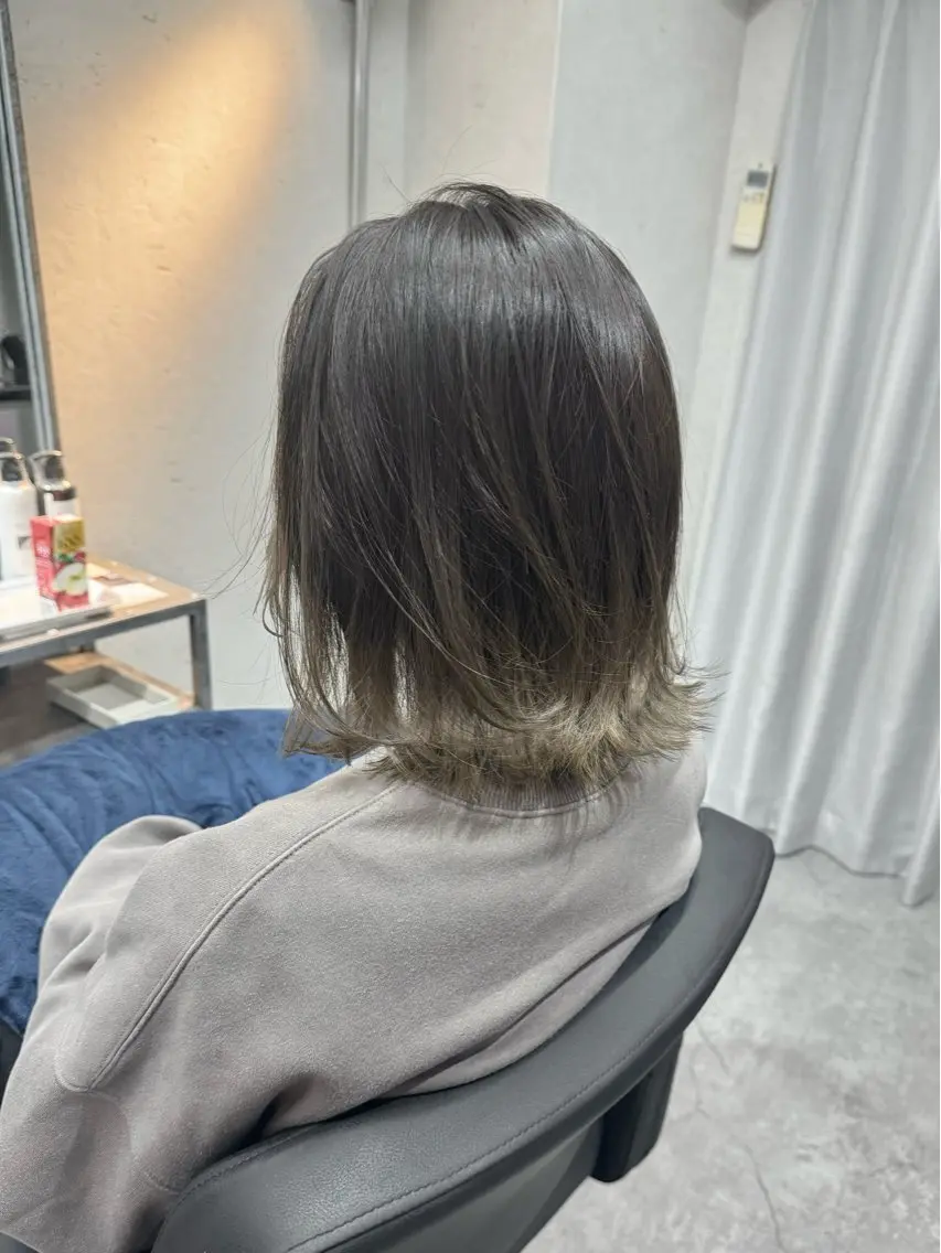 ミディアム カット ヘアカラー トリートメント 1日1名限定価格✂️ 髪質改善サロン代表谷のヘアスタイル