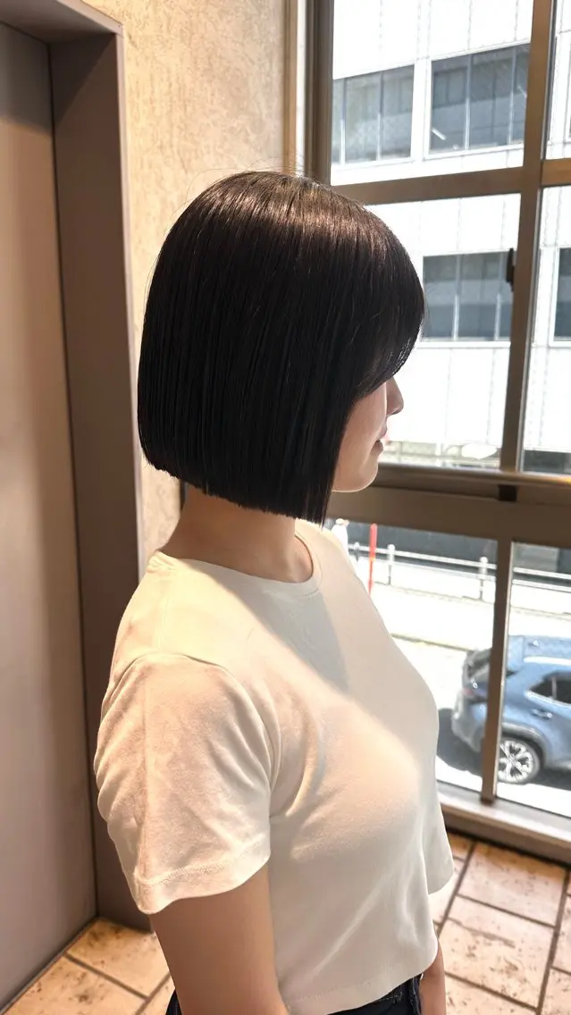 ショート urara♡/ Bob.透明感カラーのヘアスタイル