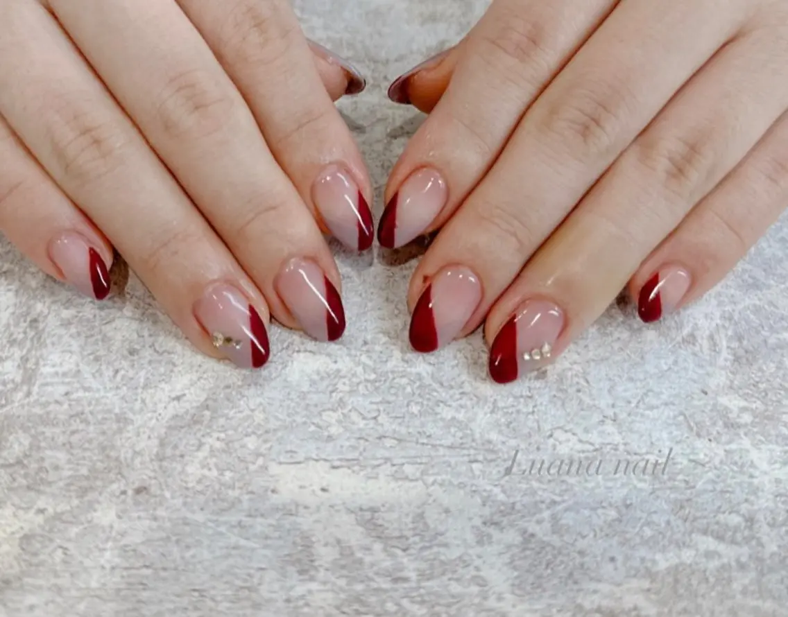 キッズ ネイル フレンチネイル ジェルネイル パラジェル 冬ネイル Luana nail (ルアナネイル)のネイルデザイン