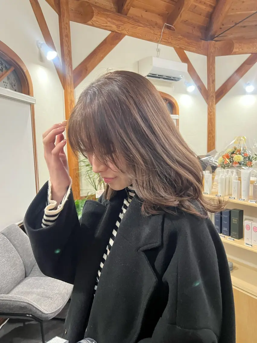 シャンプー+ニュアンスカットの写真