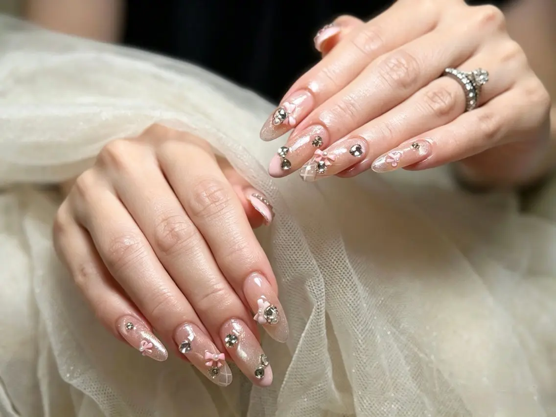ネイル ハンドネイル Maggie nailクロのネイルデザイン