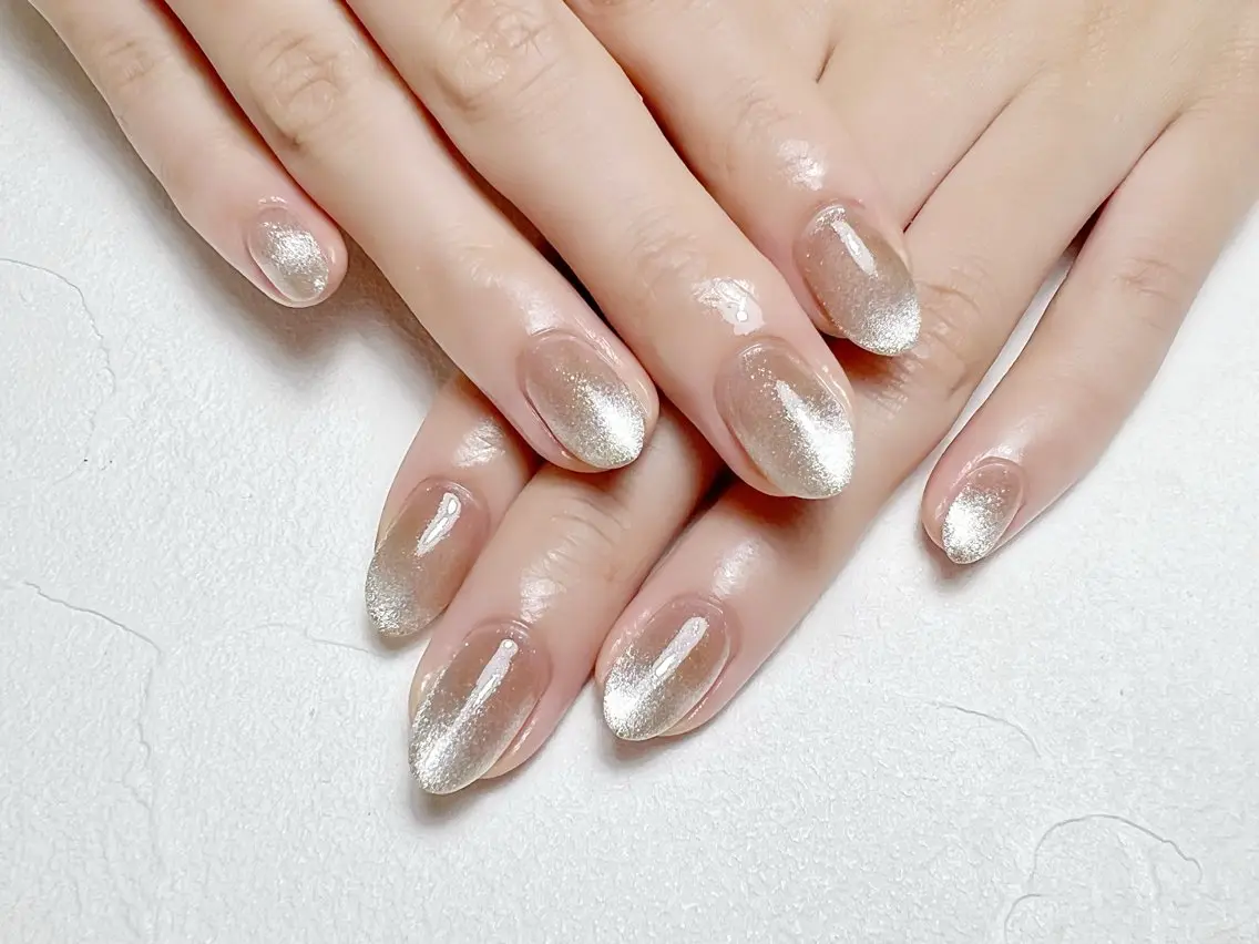 ネイル ジェルネイル グラデーション キラキラネイル マグネットネイル ワンカラーネイル rouse nail RISATOのネイルデザイン