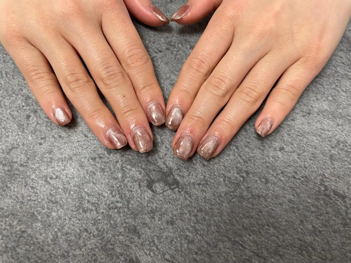 ネイル マグネットネイル ハンドネイル mogunail &blowのネイルデザイン