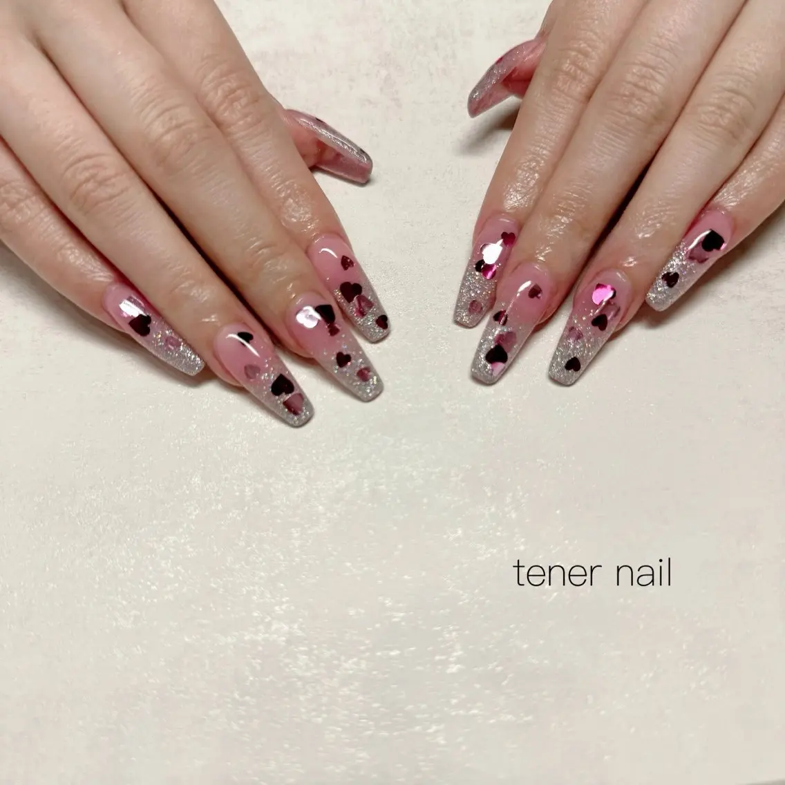 ネイル ハート ホログラムネイル ハンドネイル テネルネイル tener nailのネイルデザイン