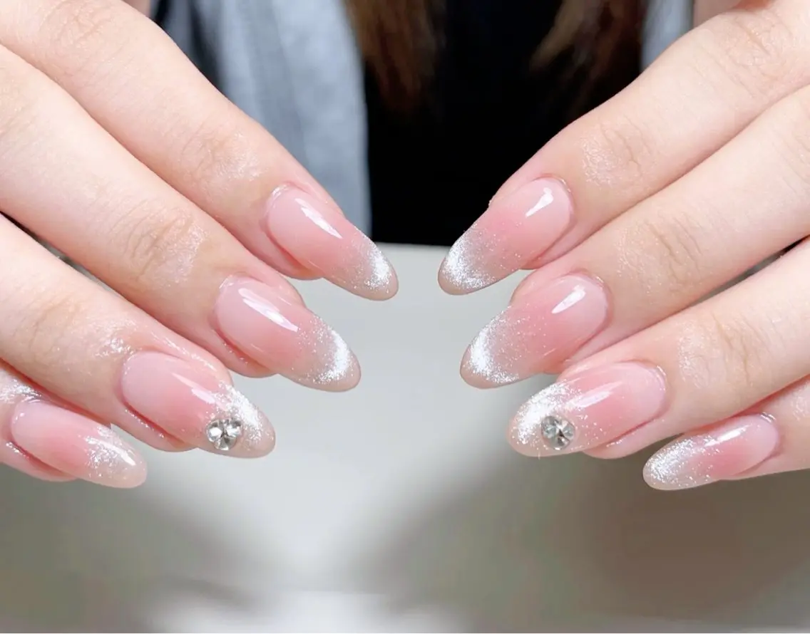 ネイル アートネイル オーロラネイル チークネイル 成人式 長さ出し ╹◡╹MimoEye lash🌻Nailのマツエク・マツパデザイン