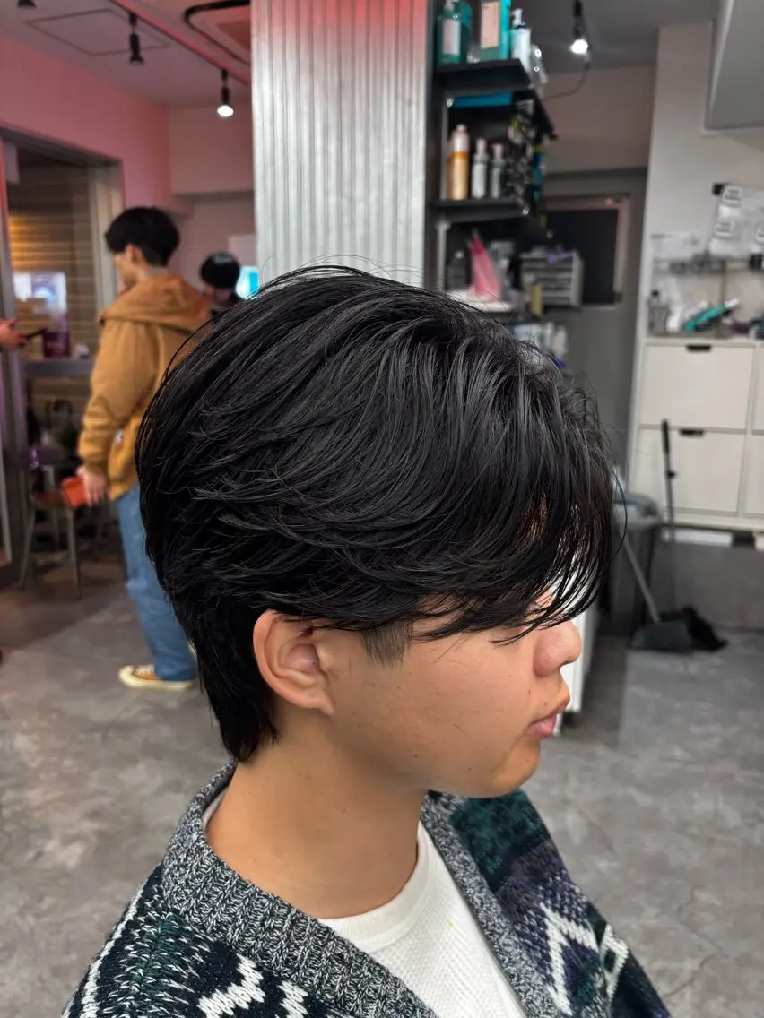 メンズ メンズ特化✨️ 韓国風パーマ🔥一八のヘアスタイル