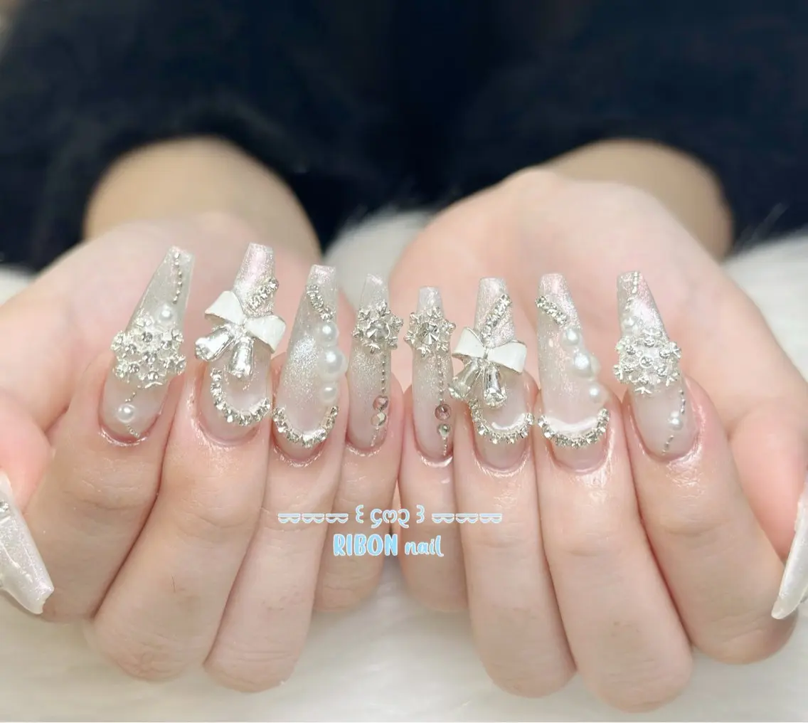 ネイル アートネイル チークネイル 成人式 長さ出し フレンチネイル RIBON nail 高田馬場のネイルデザイン
