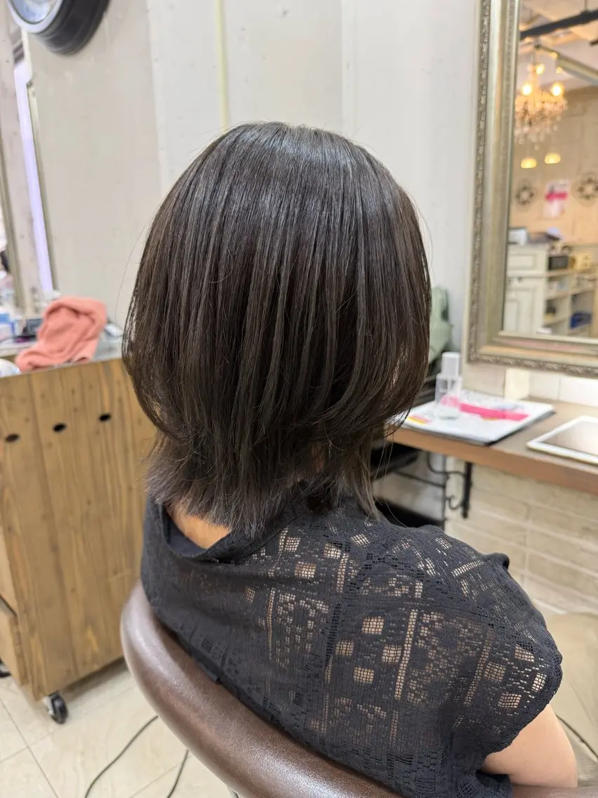 ショート 髪質改善 縮毛矯正 地毛風ストレート 早坂裕真のヘアスタイル