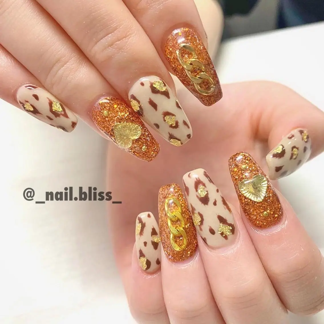 ネイル オレンジ NAIL BLISSのネイルデザイン