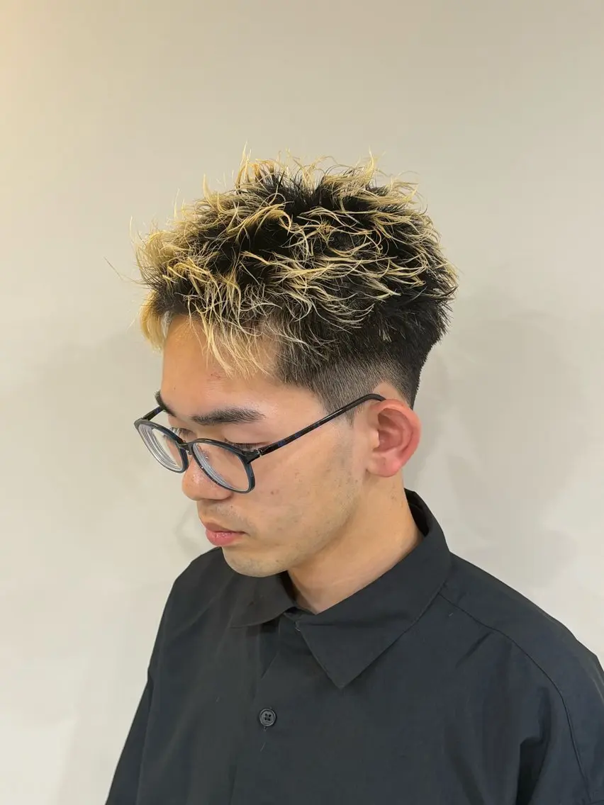 ショート カラー パーマ メンズ 河合 哲平のヘアスタイル