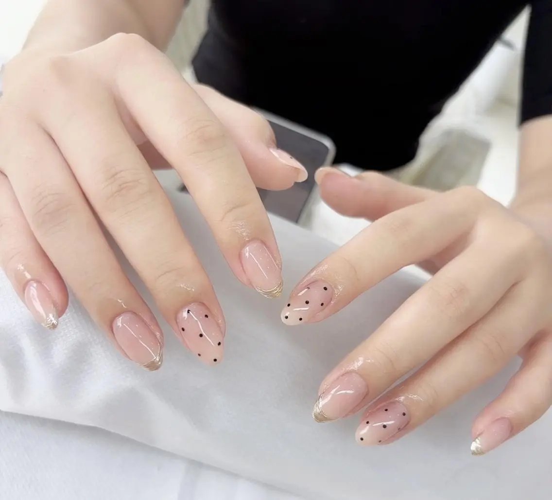 マツエク・マツパ 付け放題 成人式 韓国風マツエク ワンホンマツエク はる🎀ネイル& アイラッシュ🐈⬛のネイルデザイン