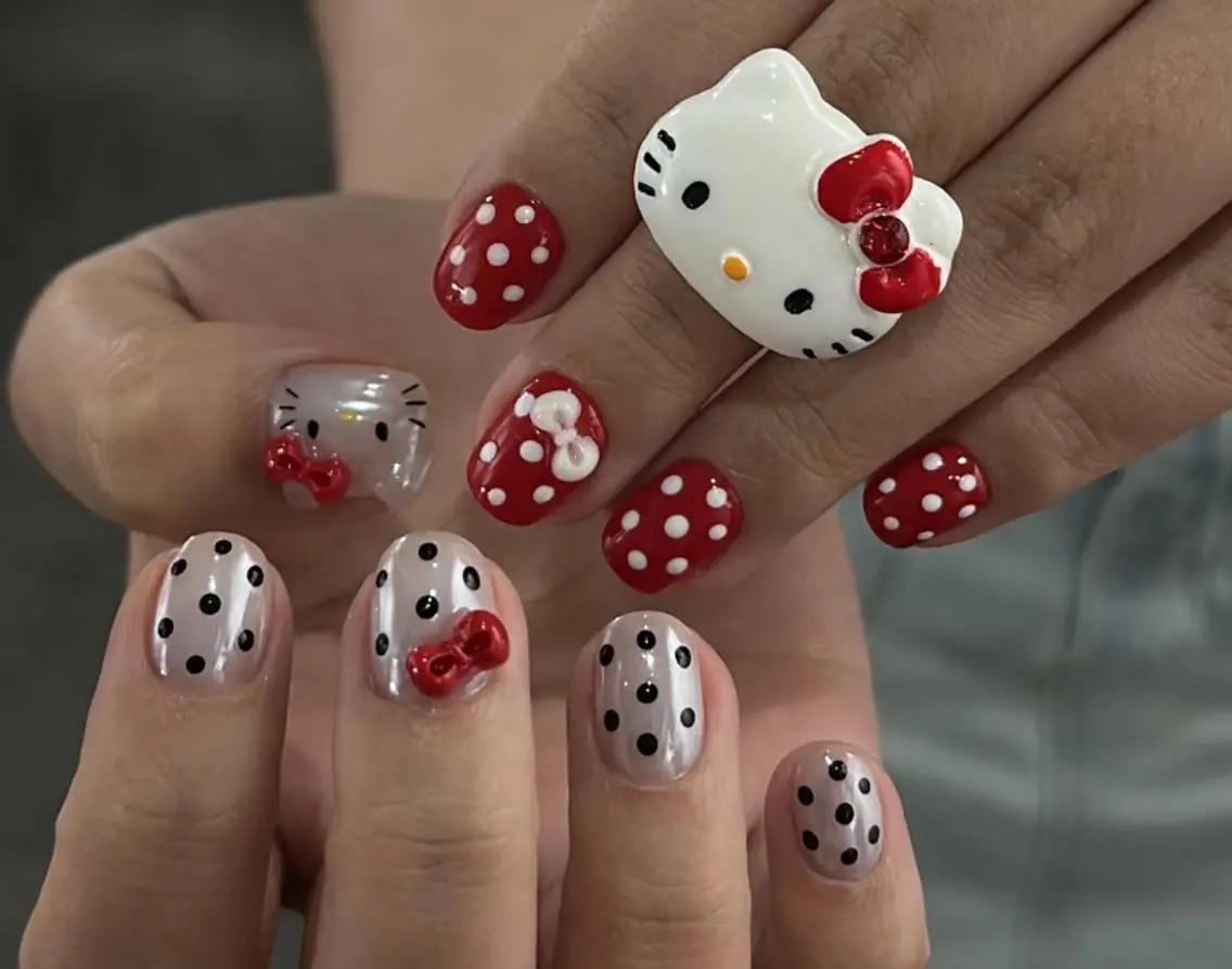 キッズ ハンドネイル 🎀 NaNa_nailのネイルデザイン