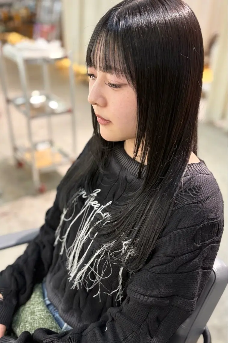 ロング カラー 菊地 紗矢のヘアスタイル