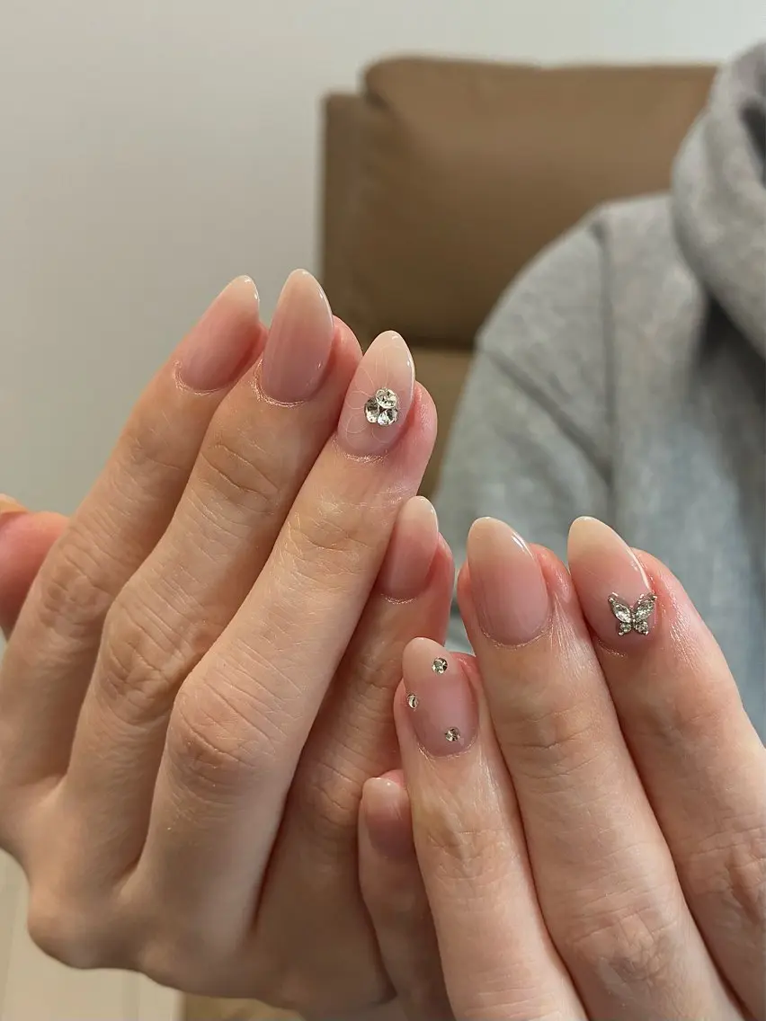 ネイル アートネイル ハンドネイル nail salon Lipine 新守山のネイルデザイン