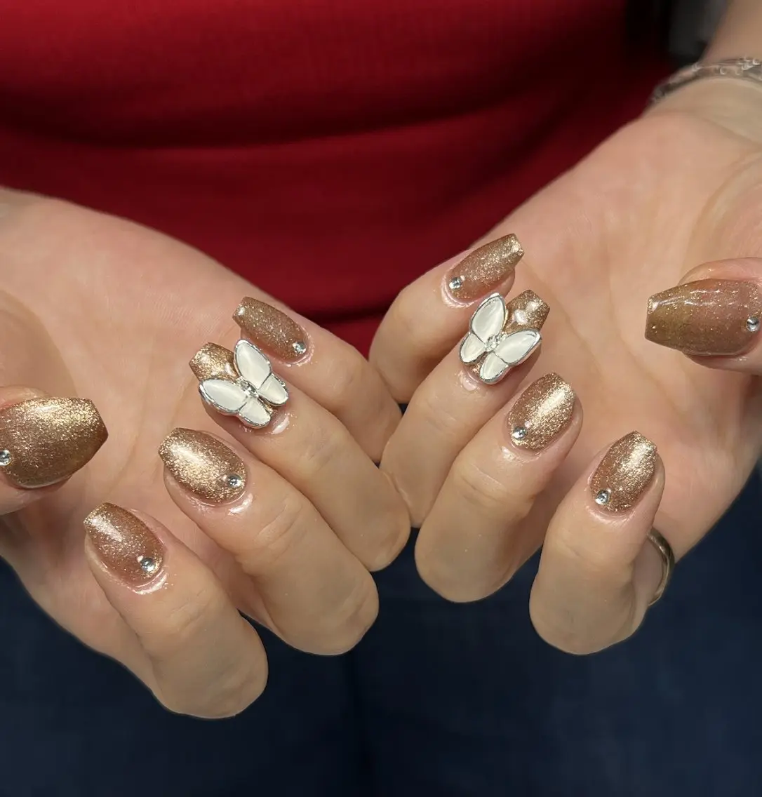ネイル アートネイル フラワーネイル フットネイル フレンチネイル ジェルネイル ハンドネイル UM Nail Salonのネイルデザイン