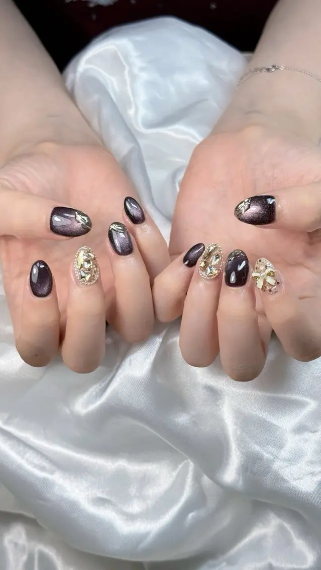 ネイル オーロラネイル ブルー チークネイル フットネイル フレンチネイル HANA.NAILS 自宅サロンのネイルデザイン