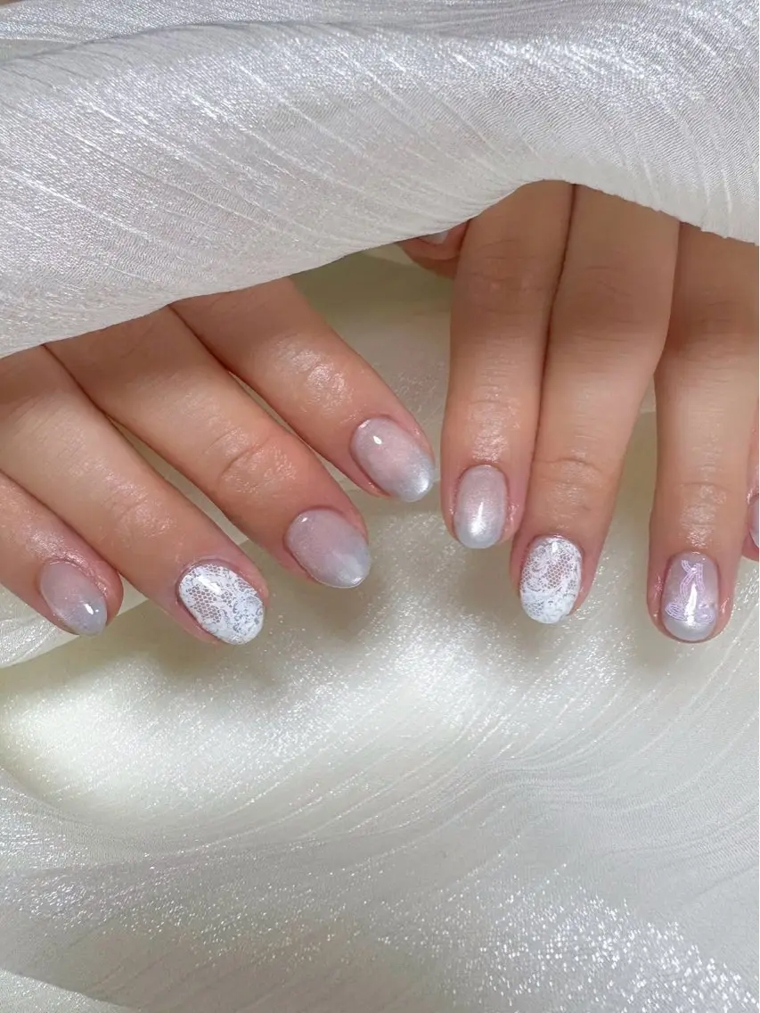 ネイル アートネイル グラデーション レース ラメ(グリッター) 水色 ハンドネイル nail salon minthのネイルデザイン